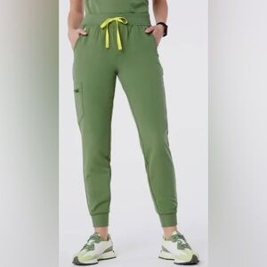 NWT Figs Fern Zamora Joggers Size XS